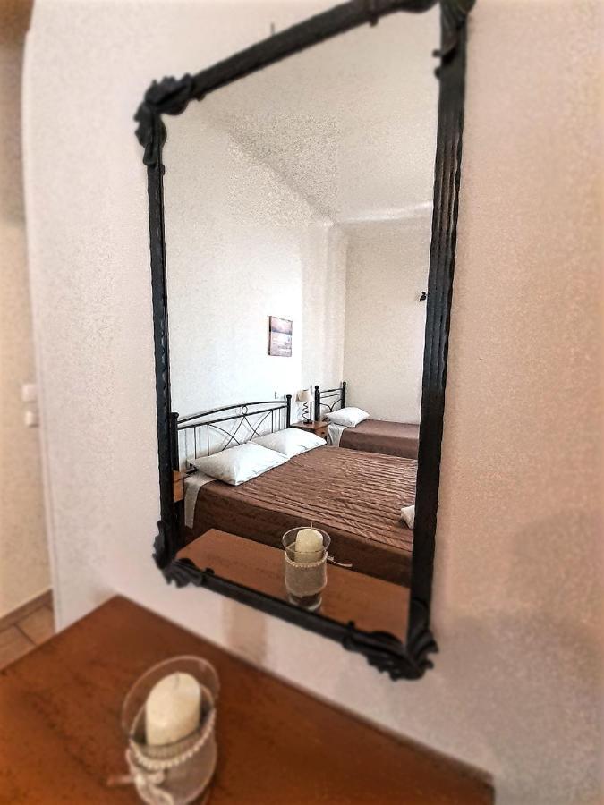 Central 9 Rooms Ермополи Екстериор снимка