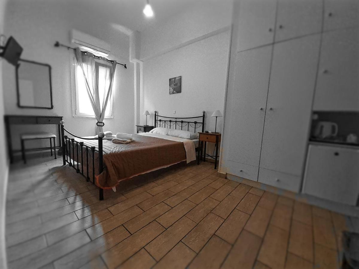 Central 9 Rooms Ермополи Екстериор снимка