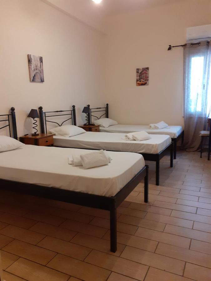 Central 9 Rooms Ермополи Екстериор снимка