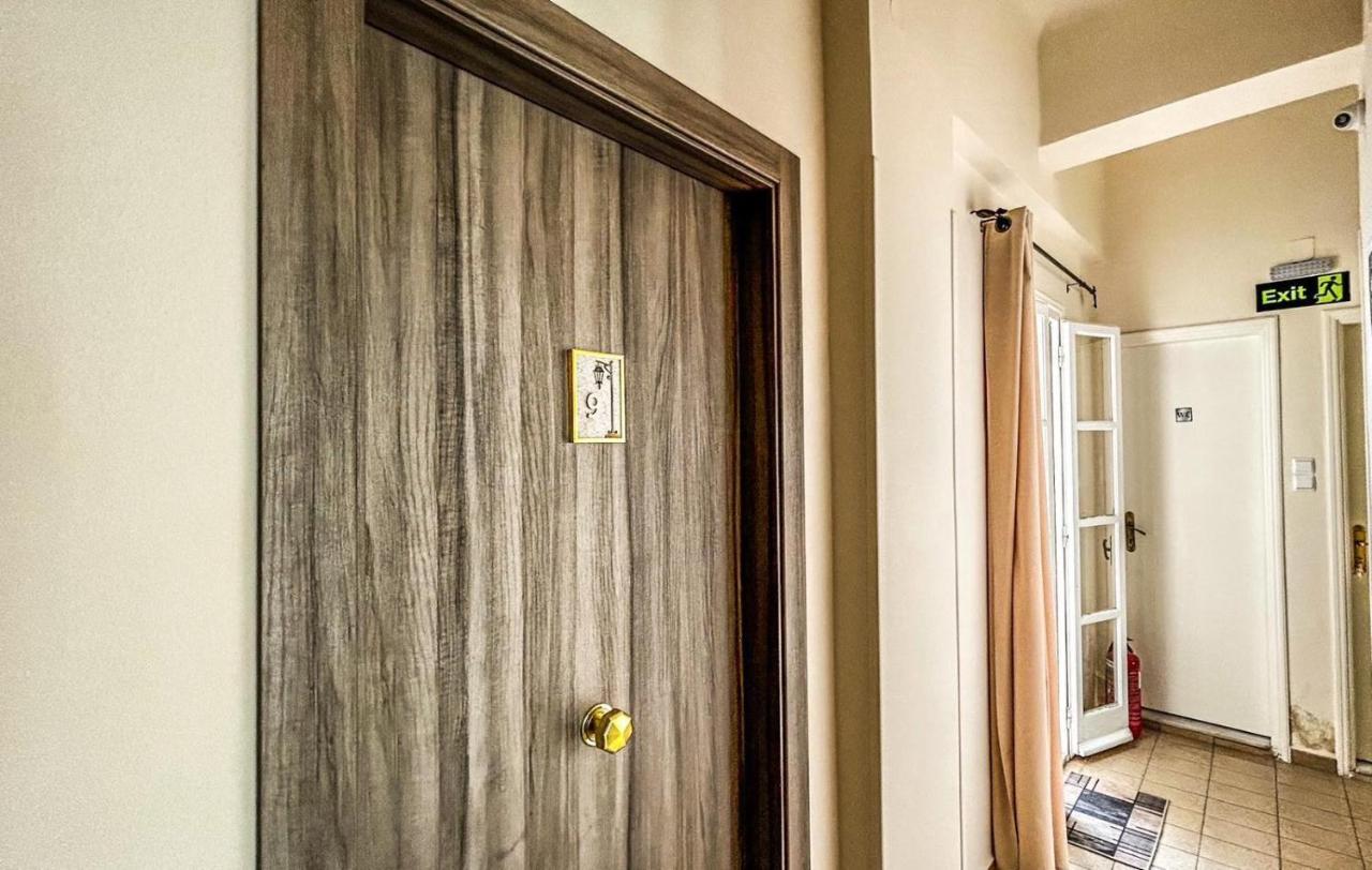Central 9 Rooms Ермополи Екстериор снимка