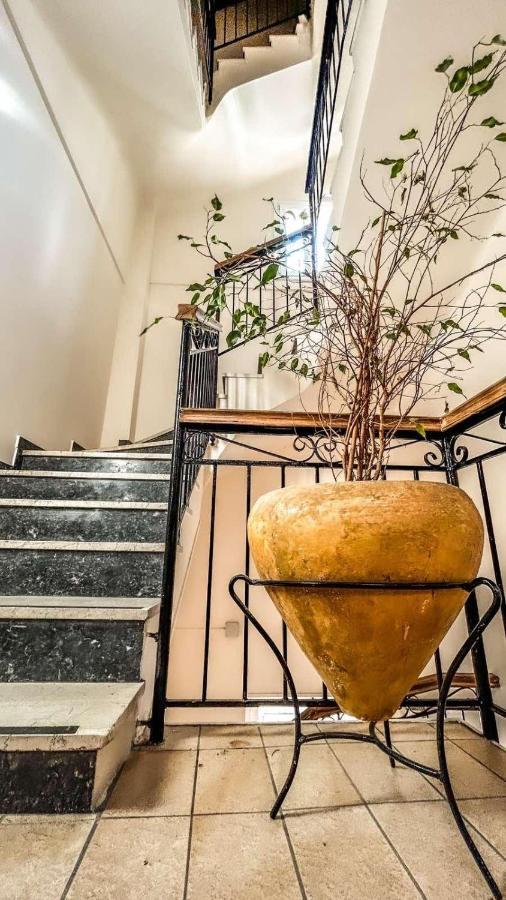 Central 9 Rooms Ермополи Екстериор снимка