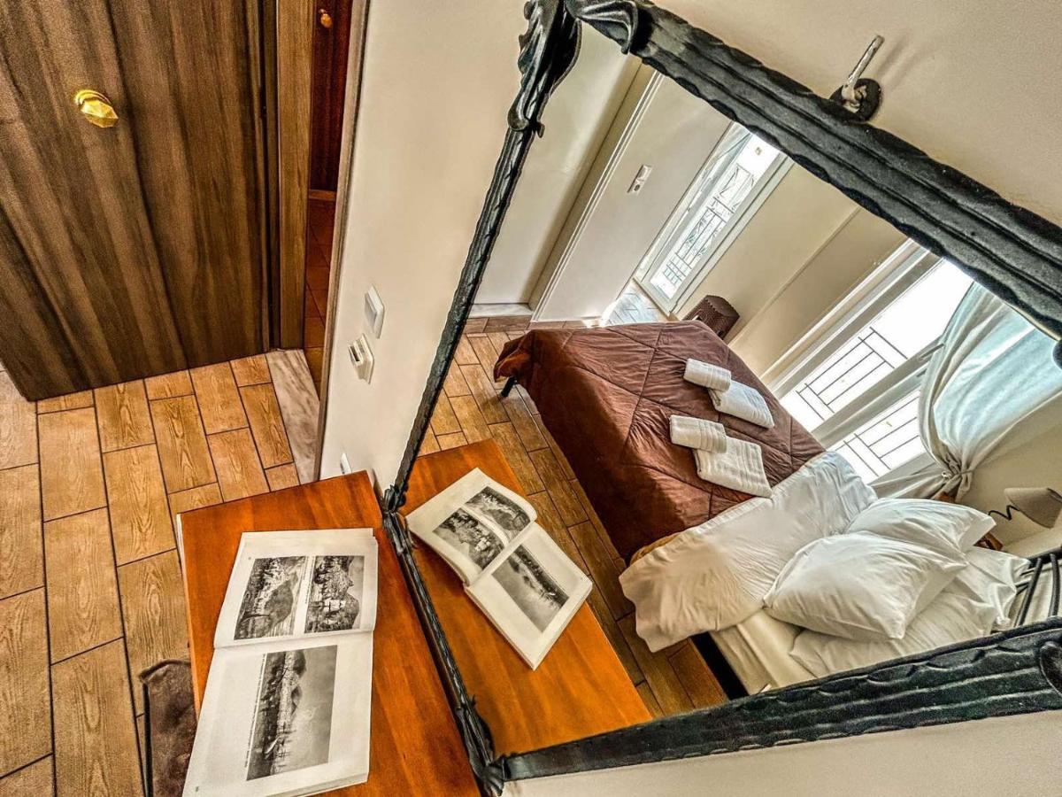 Central 9 Rooms Ермополи Екстериор снимка